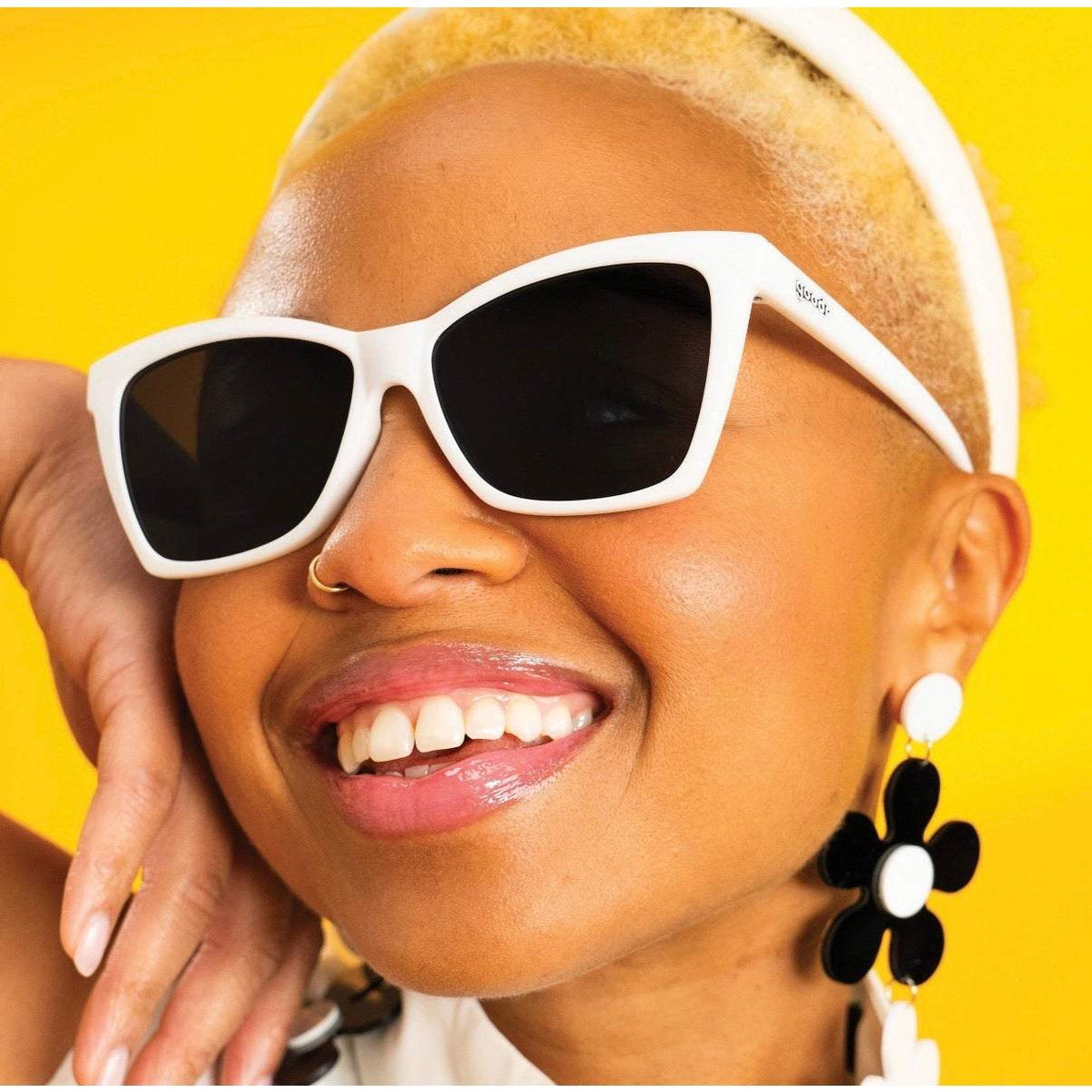 goodr Adult Pop G The Mod One Out Plastic Rectangle Sunglasses - White