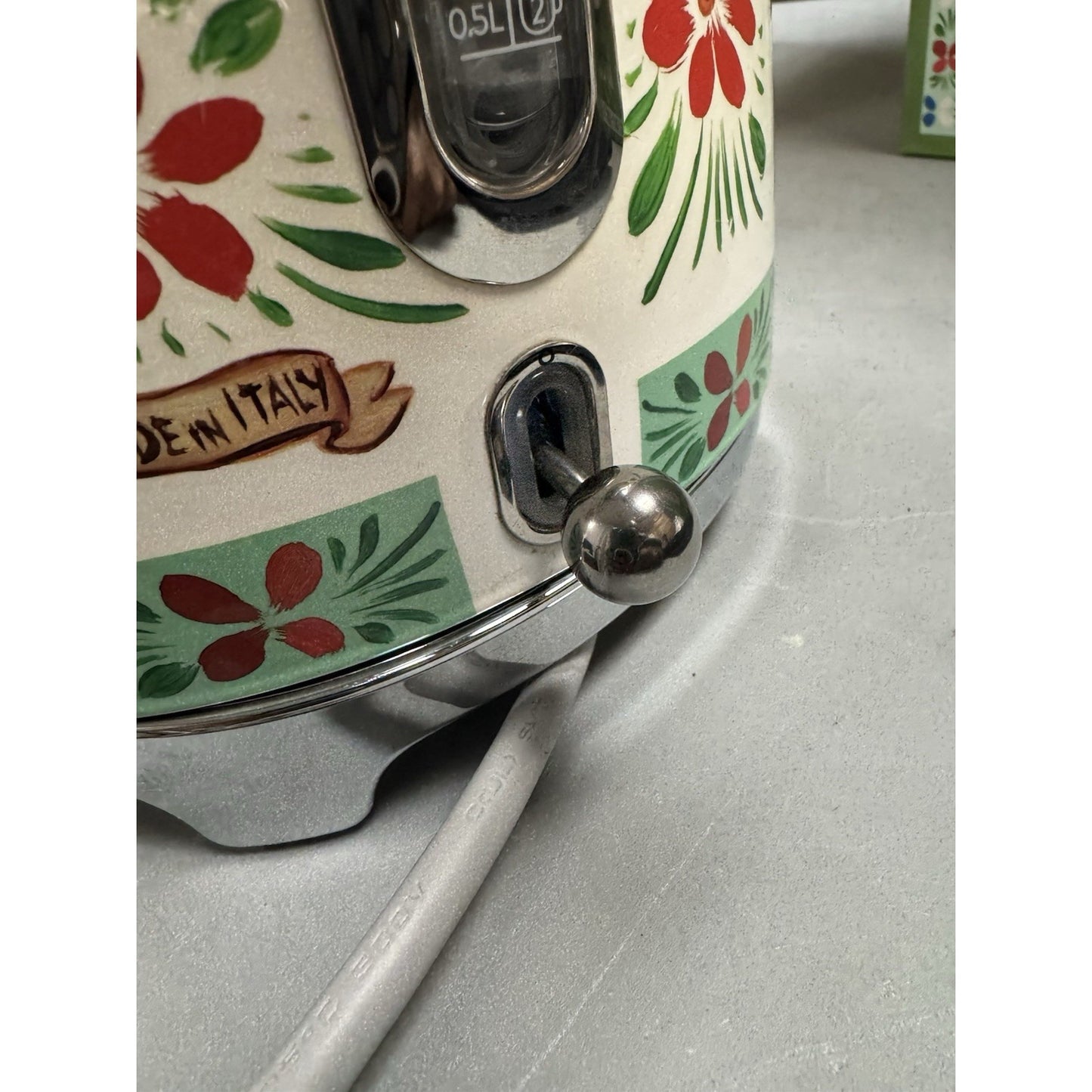 SMEG Dolce & Gabbana Sicily Is My Love Electric Kettle KLF03DGUS 1.7L USED!!