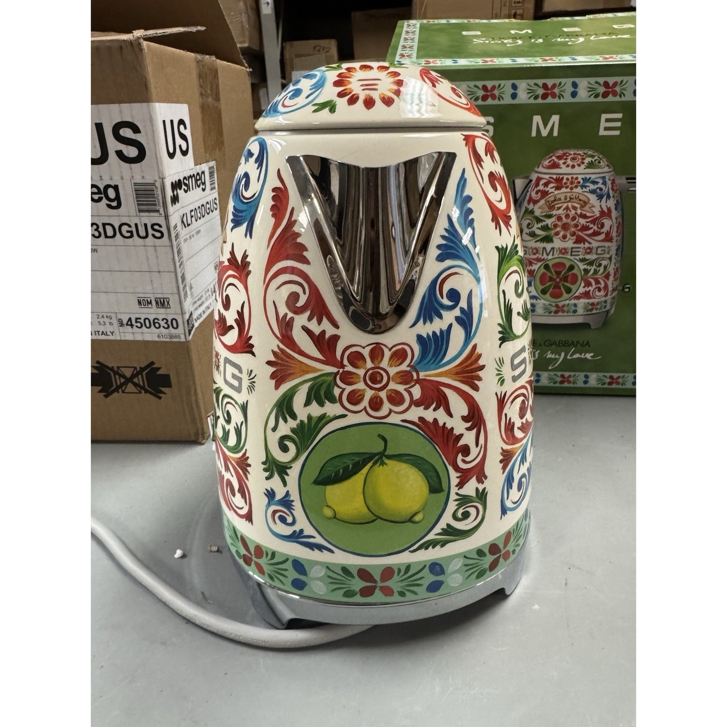 SMEG Dolce & Gabbana Sicily Is My Love Electric Kettle KLF03DGUS 1.7L USED!!