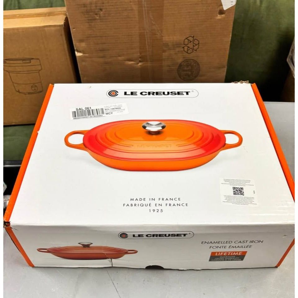 Le Creuset Enameled Cast Iron Signature Oval Casserole with Lid, 3.75 Quart, Marseille