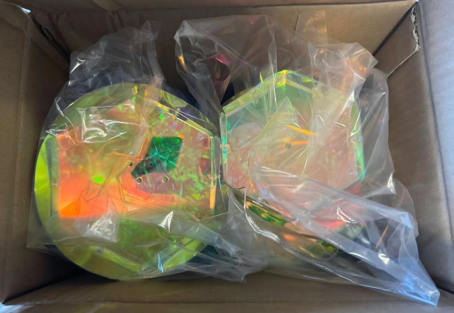 POWERBEAUTY Prismatic Small LED Lighted Christmas Tree
Decor, Twinkling Christmas Tree 8 Lighting Modes, for Indoor Table New Year Christmas Decorations