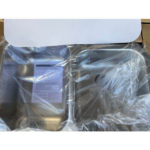 Elkay EGUH312010R Gourmet Stainless Steel Double Bowl Undermount Sink - Selzalot